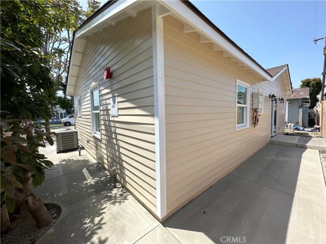 211 N Parker Street, Orange, CA 92868