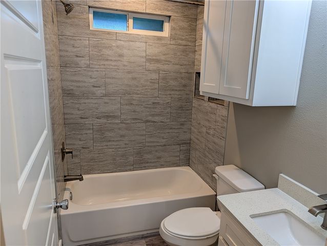 4914 Nell St, Corpus Christi, TX 78411