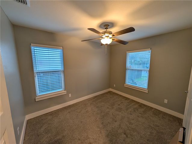 4914 Nell St, Corpus Christi, TX 78411