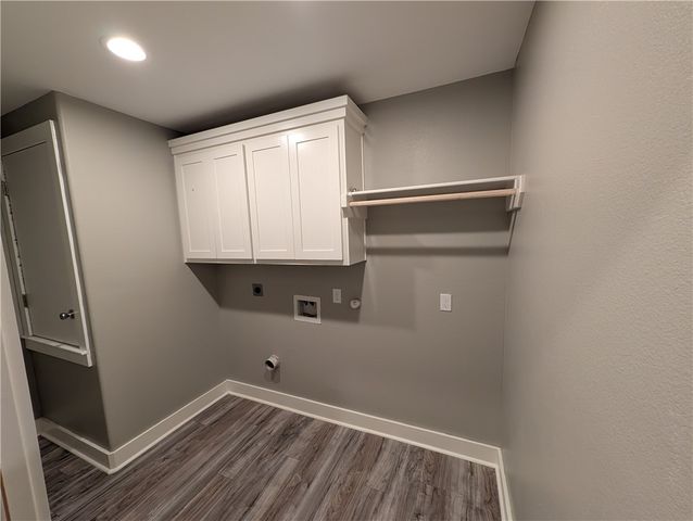 4914 Nell St, Corpus Christi, TX 78411