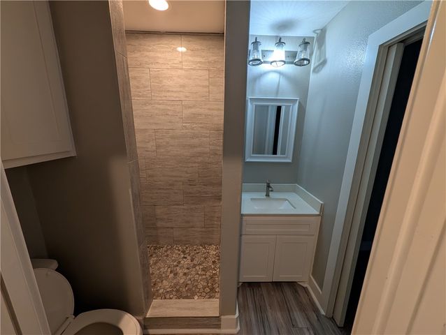 4914 Nell St, Corpus Christi, TX 78411