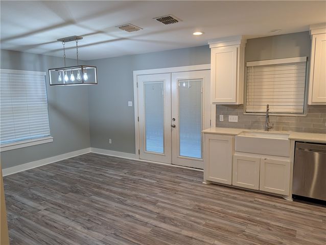 4914 Nell St, Corpus Christi, TX 78411