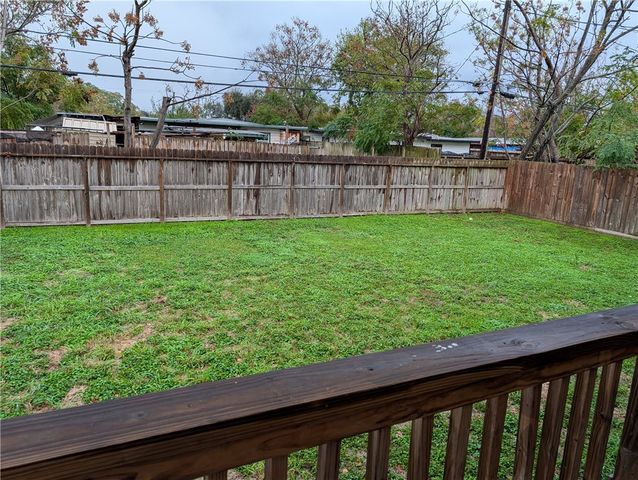 4914 Nell St, Corpus Christi, TX 78411