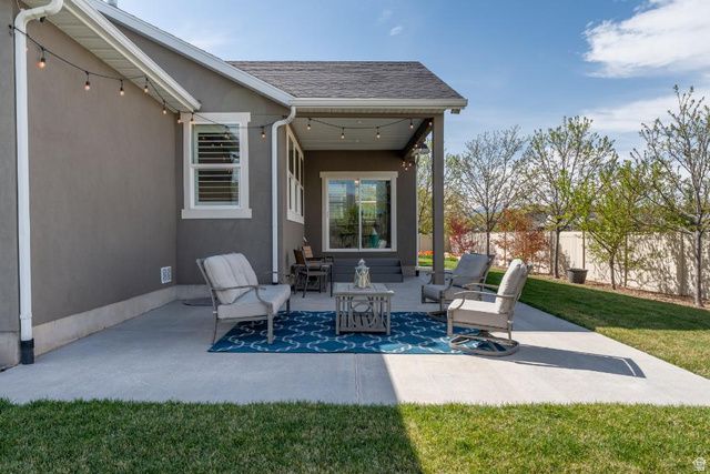 1332 W SALMON CADDIS DR, Bluffdale, UT 84065