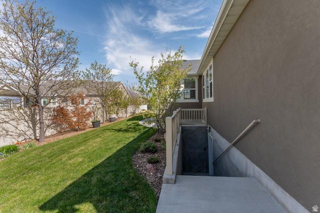 1332 W SALMON CADDIS DR, Bluffdale, UT 84065