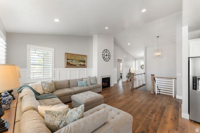 1332 W SALMON CADDIS DR, Bluffdale, UT 84065