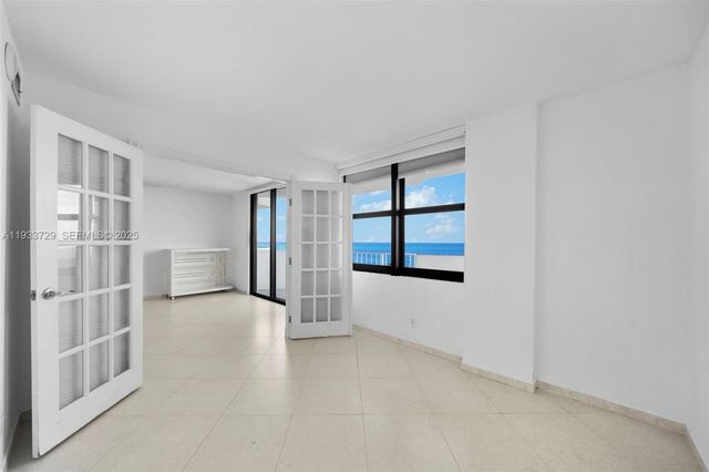 4301 Collins Ave 605, Miami Beach, FL 33140