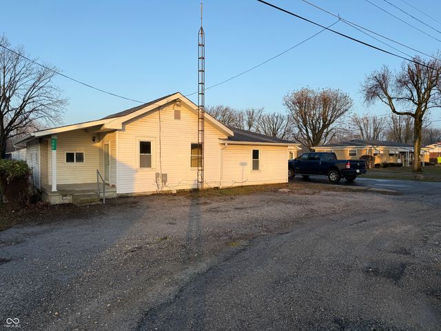 308 S West Street, Charlottesville, IN 46117