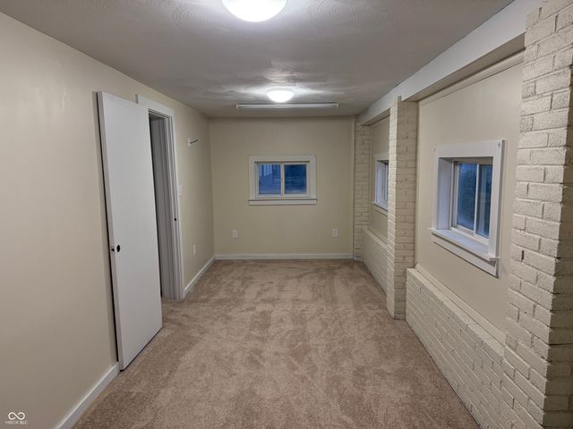 308 S West Street, Charlottesville, IN 46117