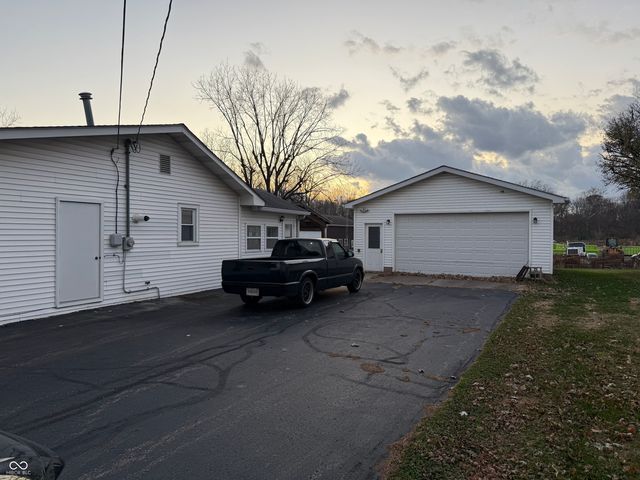 308 S West Street, Charlottesville, IN 46117