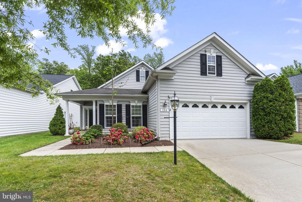 Image 2 of property listing at 126 ENCORE CT, Centreville, MD 21617