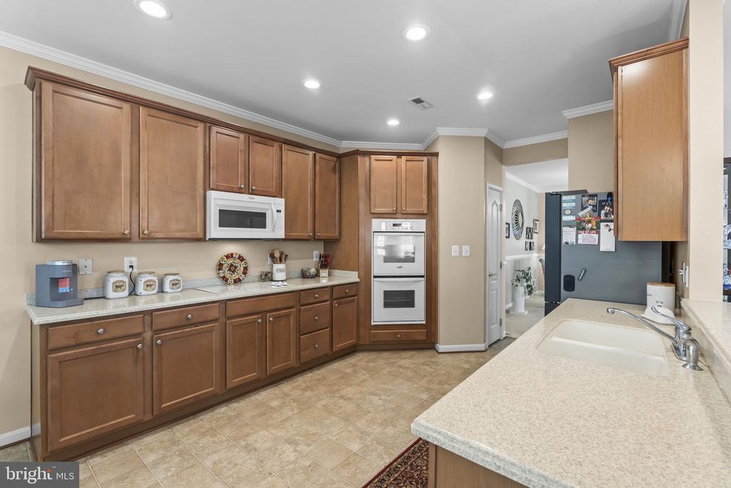 Image 33 of property listing at 126 ENCORE CT, Centreville, MD 21617