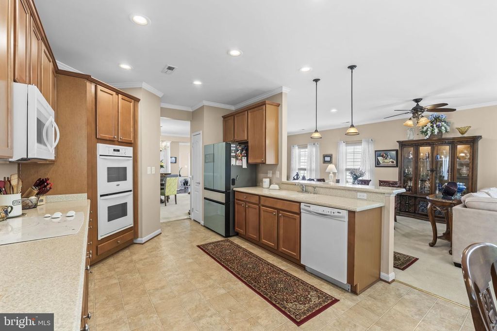 Image 34 of property listing at 126 ENCORE CT, Centreville, MD 21617