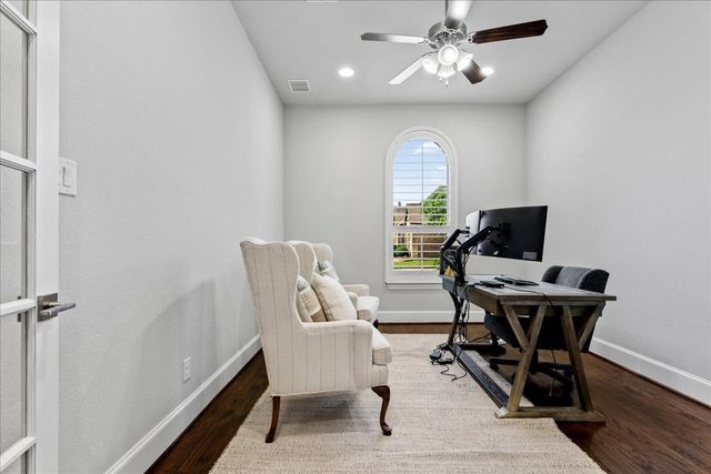 2800 Damsel Madison Lane, Lewisville, TX 75056