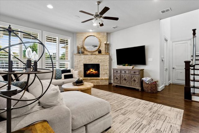 2800 Damsel Madison Lane, Lewisville, TX 75056