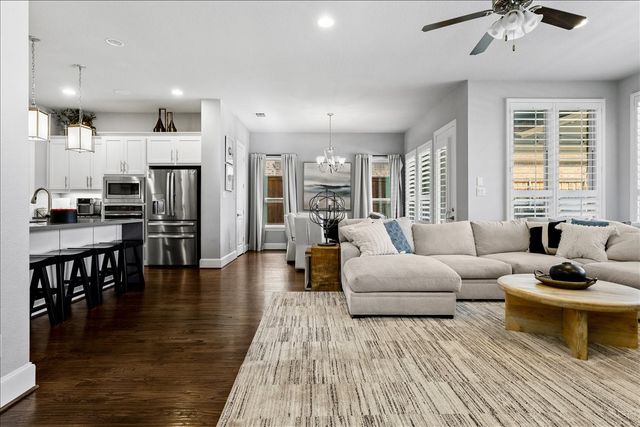 2800 Damsel Madison Lane, Lewisville, TX 75056