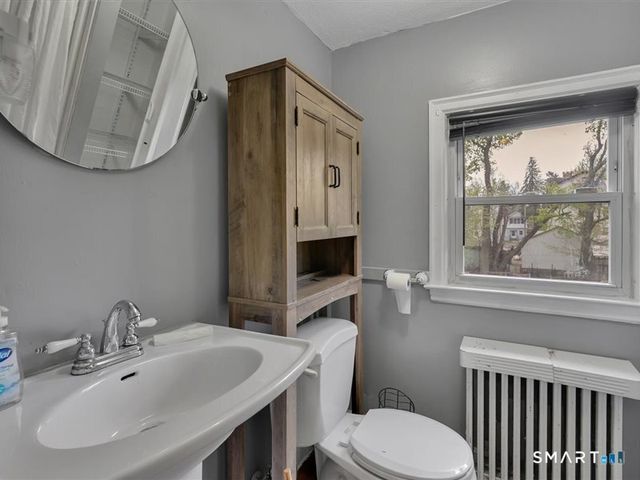 117 Ansonia Street, Hartford, CT 06106