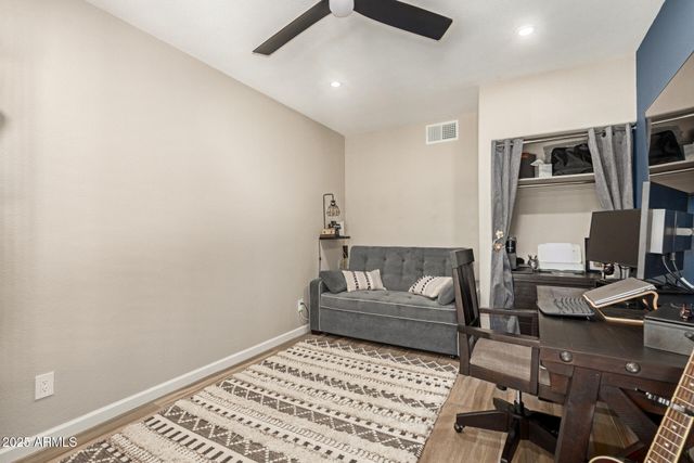 408 E SOUTH FORK Drive, Phoenix, AZ 85048