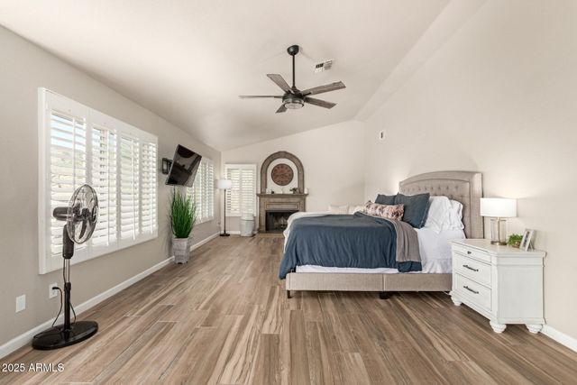 408 E SOUTH FORK Drive, Phoenix, AZ 85048