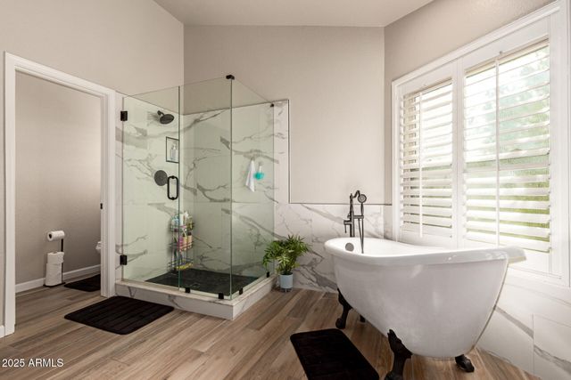 408 E SOUTH FORK Drive, Phoenix, AZ 85048