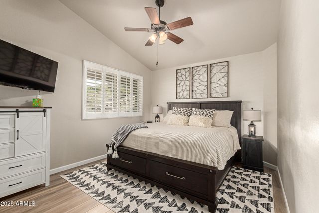 408 E SOUTH FORK Drive, Phoenix, AZ 85048