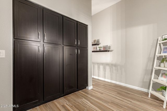 408 E SOUTH FORK Drive, Phoenix, AZ 85048