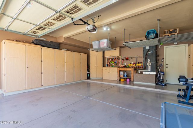 408 E SOUTH FORK Drive, Phoenix, AZ 85048