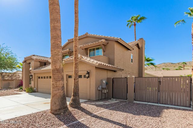 408 E SOUTH FORK Drive, Phoenix, AZ 85048