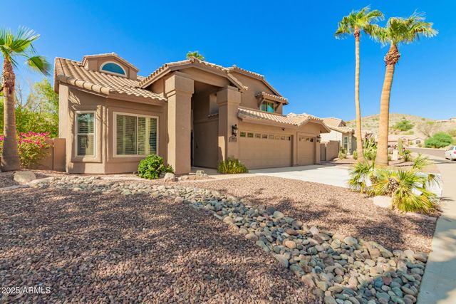408 E SOUTH FORK Drive, Phoenix, AZ 85048