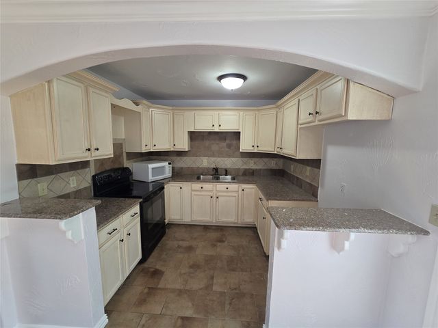 10643 Sylvia Drive, Dallas, TX 75228