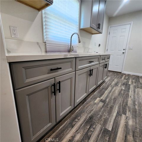 390 N 4th Street, Colton, CA 92324