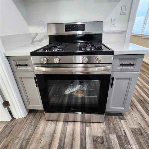 390 N 4th Street, Colton, CA 92324