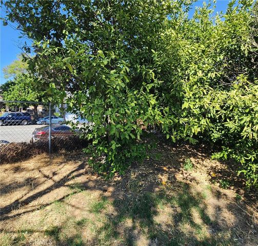 390 N 4th Street, Colton, CA 92324