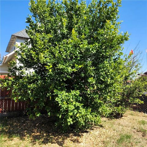 390 N 4th Street, Colton, CA 92324