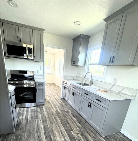 390 N 4th Street, Colton, CA 92324