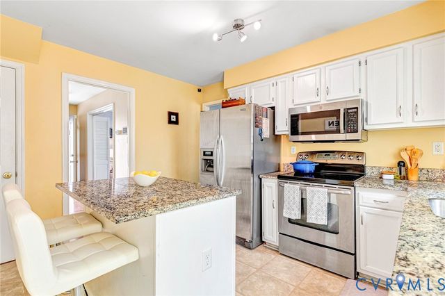 5014 Eddings Dr, Glen Allen, VA 23060