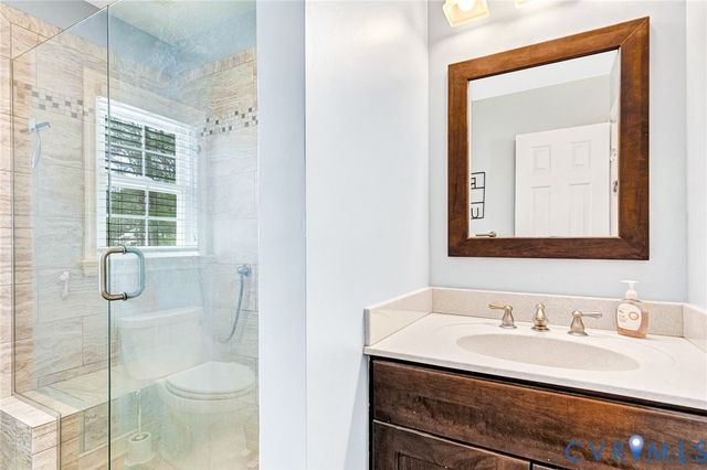 5014 Eddings Dr, Glen Allen, VA 23060