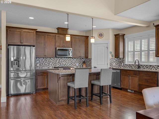 1775 THOMPSON FALLS Dr, Seaside, OR 97138