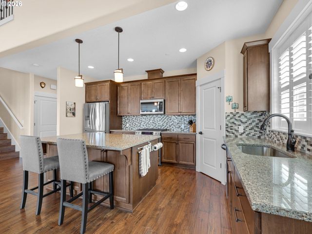 1775 THOMPSON FALLS Dr, Seaside, OR 97138