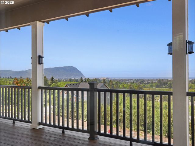 1775 THOMPSON FALLS Dr, Seaside, OR 97138