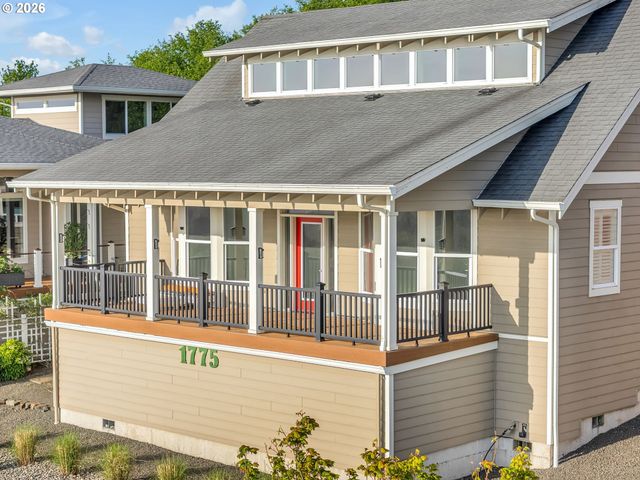 1775 THOMPSON FALLS Dr, Seaside, OR 97138