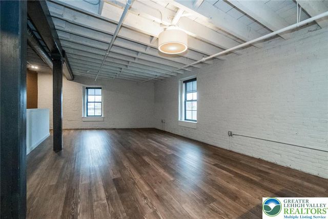 107 Hamilton Street Residence 2, Allentown City, PA 18101