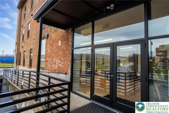 107 Hamilton Street Residence 2, Allentown City, PA 18101