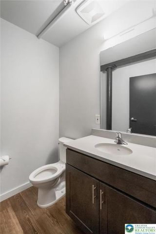 107 Hamilton Street Residence 2, Allentown City, PA 18101