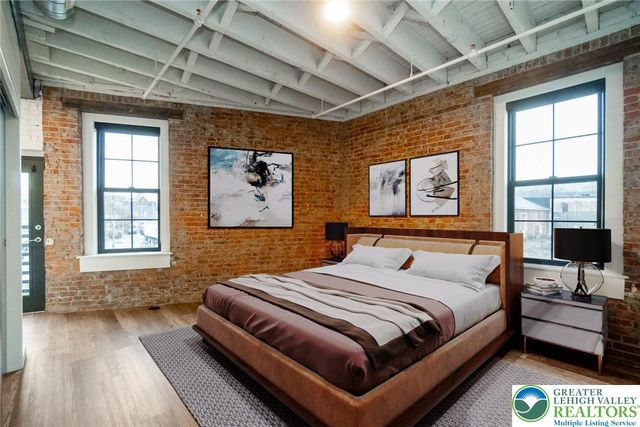 107 Hamilton Street Residence 2, Allentown City, PA 18101