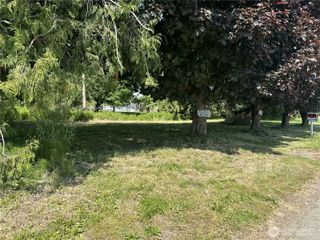 124 Columbia Street, Sumas, WA 98295