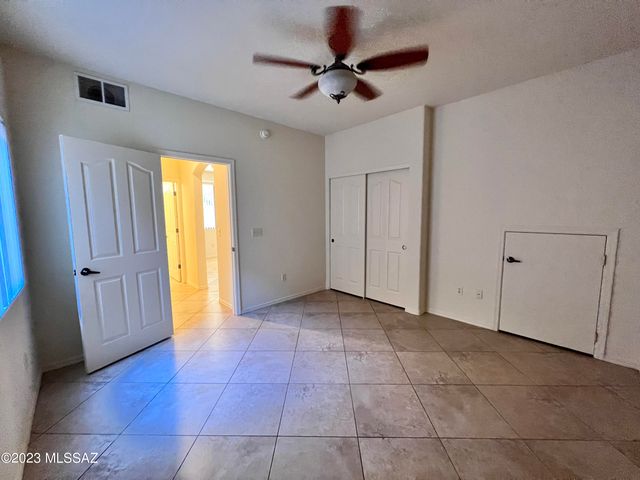 7560 E Truces Place, Tucson, AZ 85715