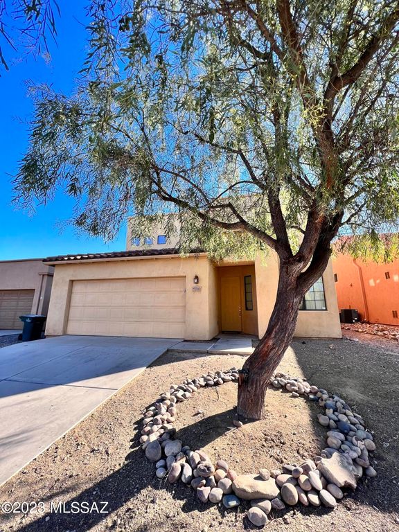 7560 E Truces Place, Tucson, AZ 85715