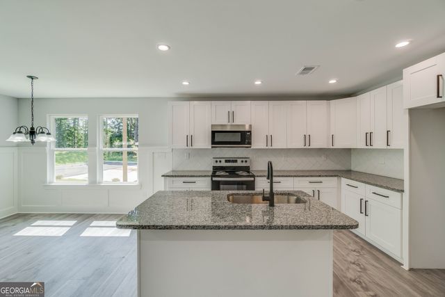 2387 Highpoint Road, Snellville, GA 30078