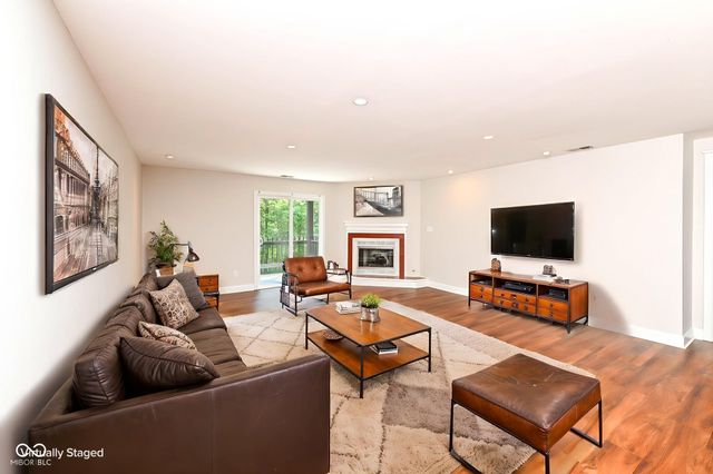 8651 Jaffa Ct E Drive 25, Indianapolis, IN 46260